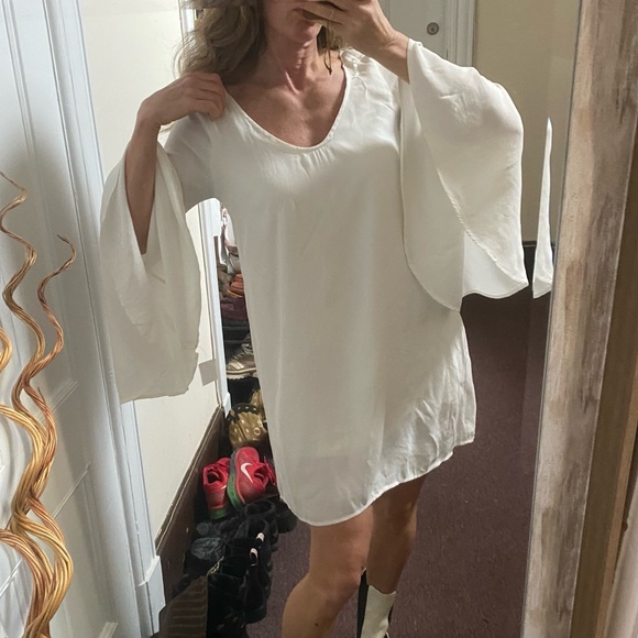 Audrey flared sleeve dress SZ S Brand new with tag - Picture 7 of 10